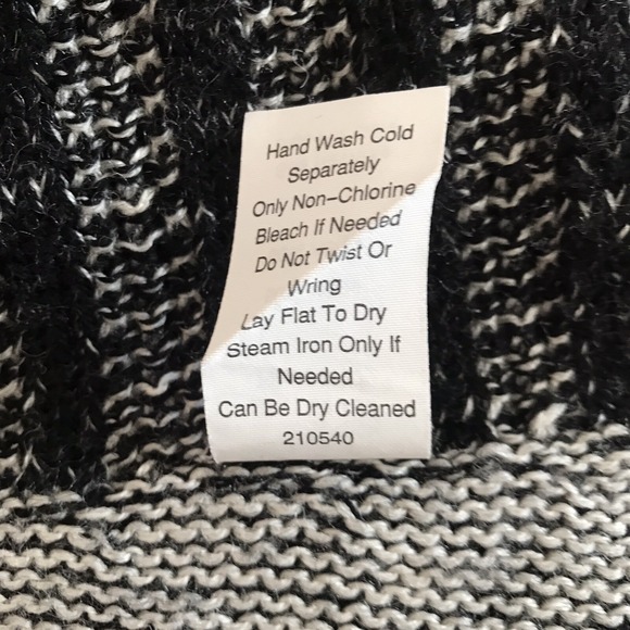 CAbi Medium Wool Blend Open Front Patchwork Cardigan Sweater Black Gray Knit - Picture 9 of 9